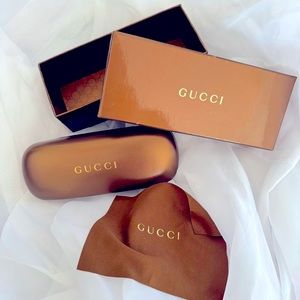 GUCCI Microguccissima Sunglasses Case (with box and cloth)